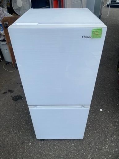 NO 192 福岡市内配送設置無料✨　2020年　 冷蔵庫 ホワイト HR-G13B-W [2ドア /右開きタイプ /134L] [冷凍室 46L]