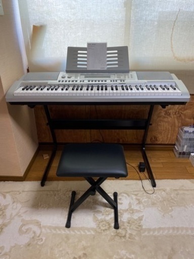 【お取引中】CASIOキーボード、スタンド、椅子セット