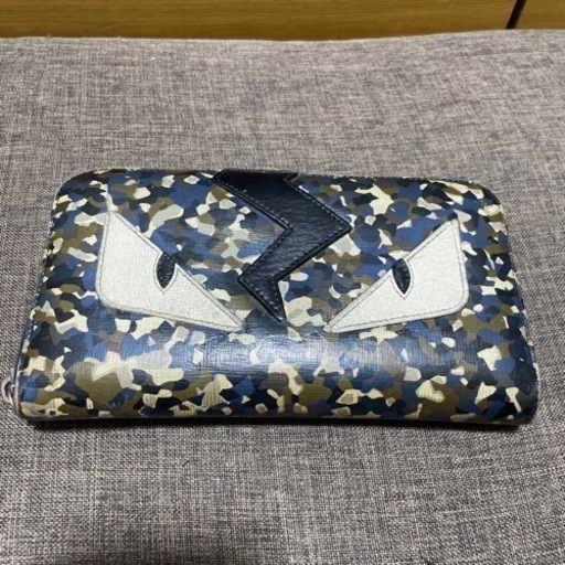 FENDI財布