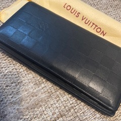 LV財布