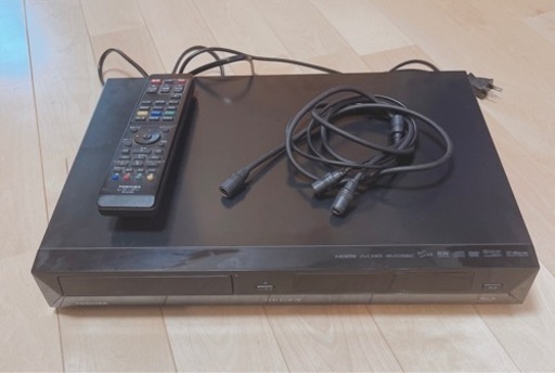 即OKです⭐︎東芝 REGZA320GB 2チューナー ブルーレイプレイヤーレコーダー D-BZ500