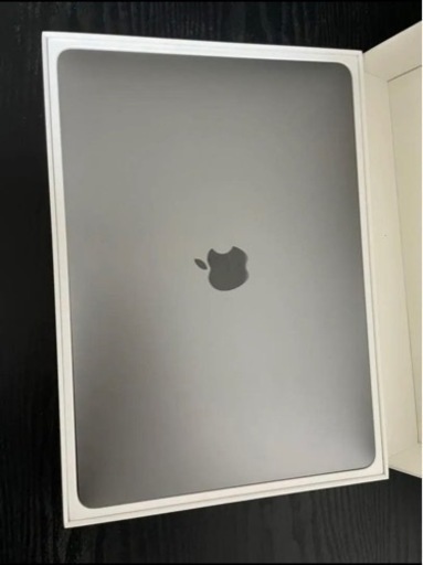 MacBook Pro 13-inch \nCPU最大3.8GHz 16Gメモリ 512G SSD