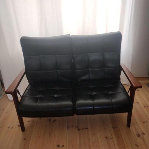 ソファー値下げしました　美品　市内配達三千円でお受けします