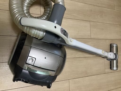 値下げしました】東芝サイクロン掃除機 VC-CX200D-Sメガホイール中古動作品 (とも) 津島の生活家電《掃除機 》の中古あげます・譲ります｜ジモティーで不用品の処分