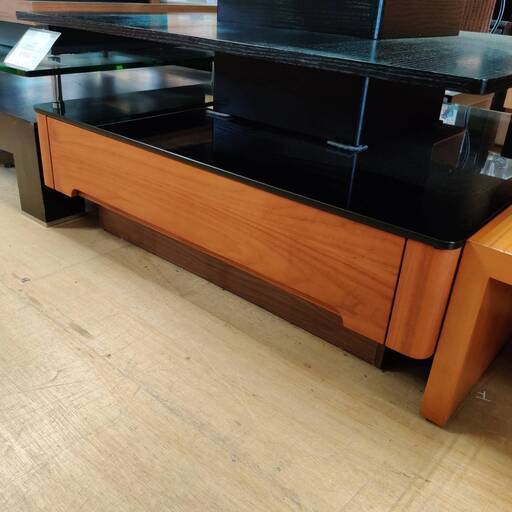 【愛品倶楽部柏店】 ARMONIA 正方形センターテーブル 引出し付 ウォルナット突板