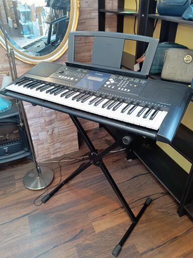 YAMAHA　電子ピアノ　電子キーボード　PSR-E333　ヤマハ　高さ調節可能スタンド付き　サイズ（約）幅94×奥37　　■近隣配送無料 買取GO‼　栄和店