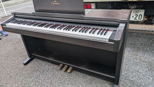 中古　手渡し東京発　YAMAHA　電子ピアノ　CLP-133　96年製