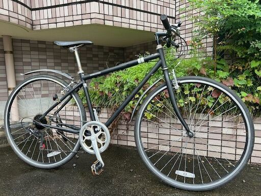 【メンテナンス済み】　クロスバイク　ブラック 　700c　6速