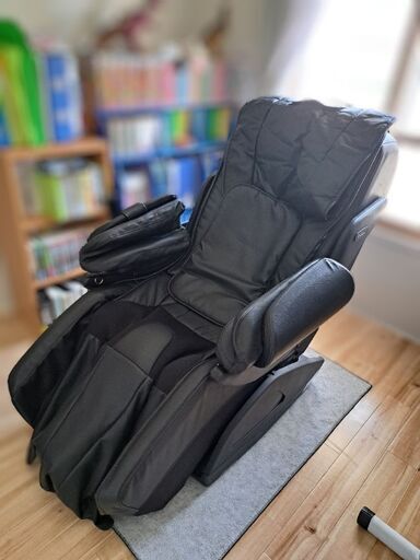 ☆お取り置き中☆ファミリーメディカルチェア　ダブルエンジン