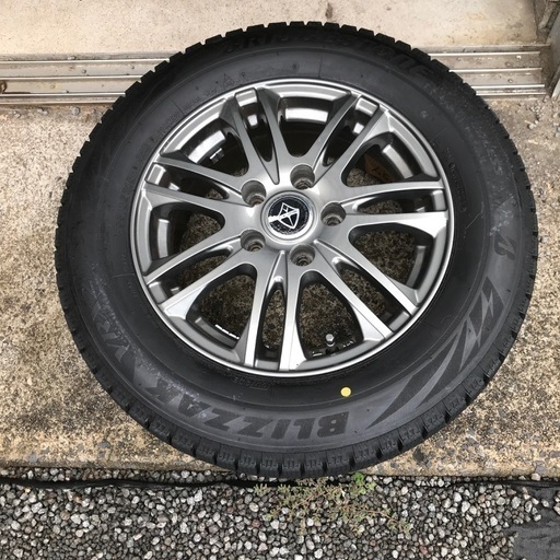 配送無料　スタッドレス　ブリヂストン　ブリザック　VRX2  195/65R15   4本