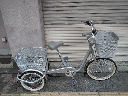 MIMUGO[ミムゴ]SWING CHARIE(スウイングチャーリー)20/16吋 三輪車(シルバー)