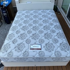 宇都宮市お届け無料！【極美品】シモンズ ダブルベッドフレーム（引出付き）、ダブルマットレス5.5インチレギュラーⅡ 購入総額約230,000円  