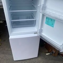 NO 187 🌈福岡市内配送設置無料✨🌈ハイアール 霜取り不要・3段引出し式冷凍室がひとり暮らしに便利! 148L冷凍冷蔵庫(ブラック) ホワイト JR-NF148A-W