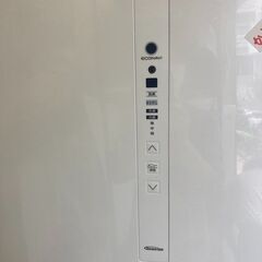 ☆中古￥31,800！【店長おすすめ！】Panasonic　365㍑3ドア冷蔵庫　家電　2018年製　NR-C37HC-W型　幅59㎝ｘ奥行64㎝ｘ高さ180㎝　【BF164】