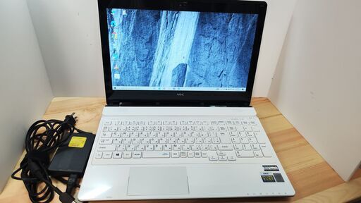 お値引き　LAVIE Direct NS PC-GN202FSA5 〔Windows 10〕オマケつき①