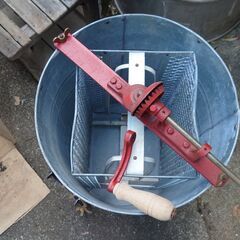 養蜂用　ろ過器・遠心分離機