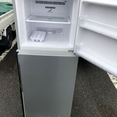 NO 233 ?福岡市内配送設置無料✨? R-23GA-S 冷蔵庫 メタリックシルバー 