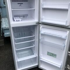 NO 233 ?福岡市内配送設置無料✨? R-23GA-S 冷蔵庫 メタリックシルバー 