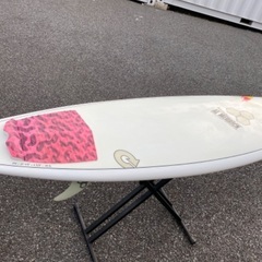 中古 サーフボード　アルメリック トルク エックスライト ポッドモッド 5.10 アルメリックフューチャーフィン付き チャンネルアイランド  PodMOD 