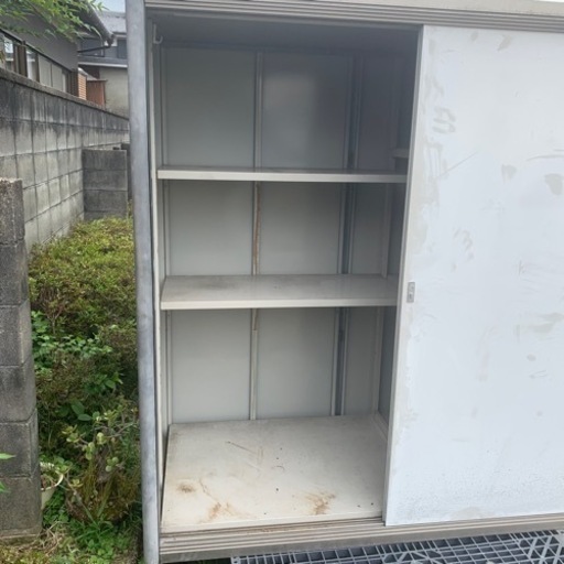 物置　イナバ物置　倉庫　塗装剥がれ　中古品　現状渡し　※持ち帰りの際、解体はお客様で❗️ 説明欄必読 物置 イナバ物置 倉庫 塗装剥がれ 中古品 現状渡し ※持ち帰りの際