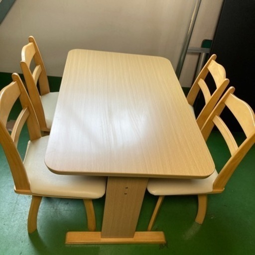 家具 ニトリ　ダイニングセット　4人掛け