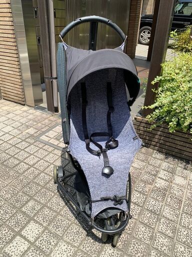 ベビーカー、バギー Quinny Yezz