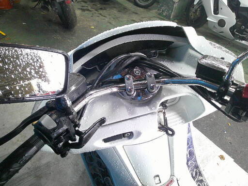 YAMAHA マグザム 白 自賠責保険で乗れます 半額配送キャンペーン 期間