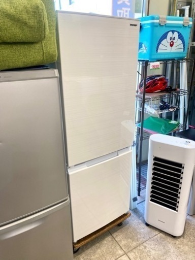 仙台市内トラック荷台渡し無料！ SHARP どっちもドア 179L 2022年製 家電 キッチン家電 冷蔵庫