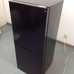 （8/29受渡済）JT9036【NITORI/ニトリ 2ドア冷蔵庫】2022年製 NTR-106BK 家電 キッチン 冷蔵冷凍庫 右開き 106L