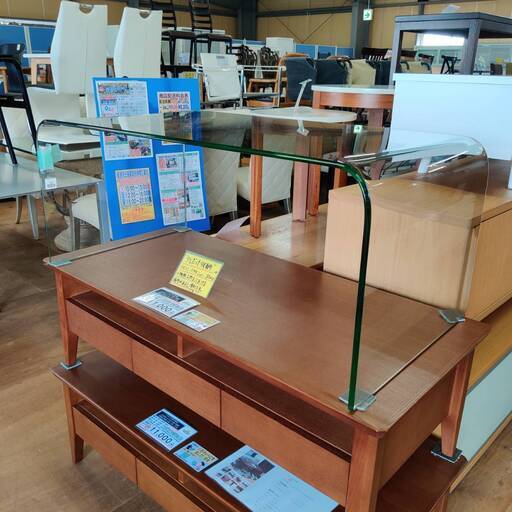 【愛品倶楽部柏店】 コンチネンタルファニチャー ガラステーブル サターン