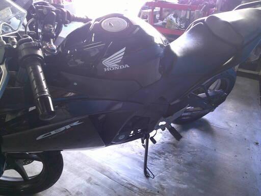 HONDA CBR125R 黒 エンジン始動確認 自賠責保険で乗れます 半額配送キャンペーン 期間限定 現状渡し諸経費￥0- 横浜 P-Yard HONDA CBR125R 黒 自賠責保険で乗れます 半額配送キャンペーン 期間