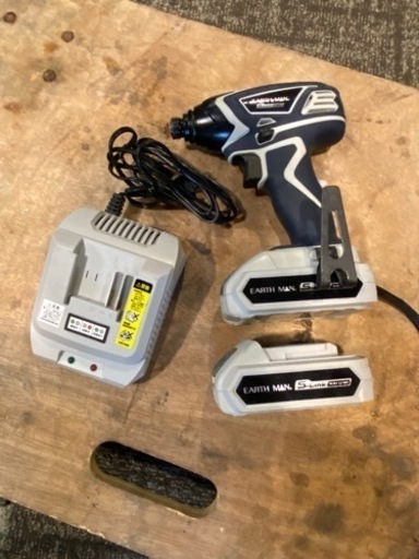☆中古品 EARTH MAN IDR-144LIA 14.4V インパクトドライバー 工具 電動工具 インパクト ドライバー☆