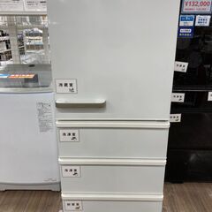 AQUA（アクア）の4ドア冷蔵庫のご紹介です
