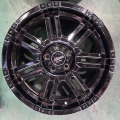 B-MUD X  17インチホイール　5穴　114.3  　車のパーツ タイヤ、ホイール　　