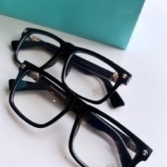 確かな品質　伊達メガネ