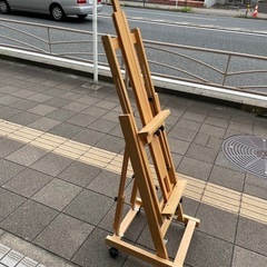 大きなイーゼル