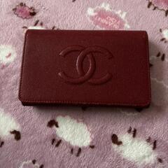 シャネル二つ折り財布