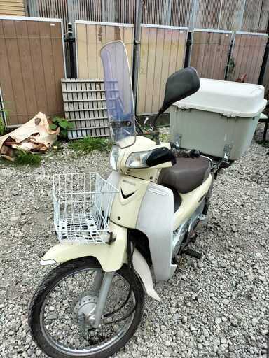 ホンダ　バイク　スーパーカブ１１０　１１０ｃｃ　JA10　ベージュ　修復歴なし