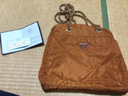 値下げしました　プラダ　バッグ　オレンジ　布地