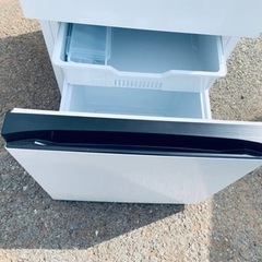   ♦️ Hisenseノンフロン冷凍冷蔵庫  【2022年製】HR-D1304  