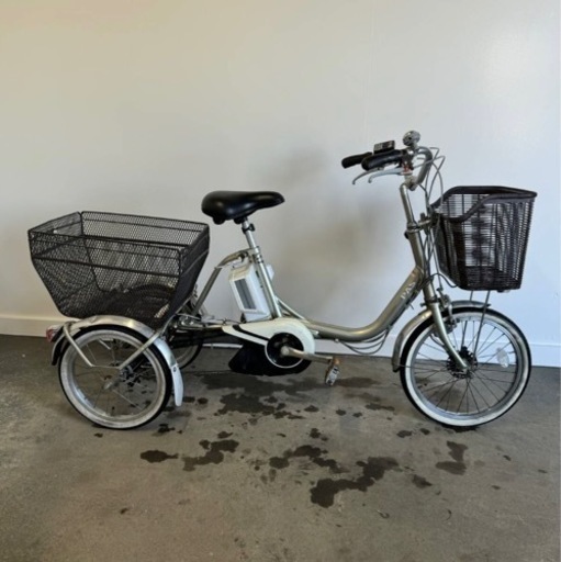 541(S)□岐阜発　△YAMAHA PAS/電動アシスト三輪自転車/3段変速/スイング付/充電器無し/バッテリー12.8Ah/走行確認/防犯有り/現状品　R6.5/29