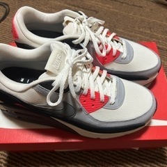 NIKE エアマックス90 LV8 NewJeansコラボ