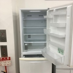 大阪送料無料★3か月保障付き★冷蔵庫★2022年★NR-BW14HJ★IR-68 大阪送料無料☆3か月保証☆冷蔵庫☆日立☆2022年☆265L☆R-27RV(N)☆R-408