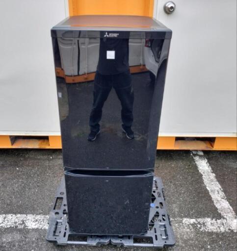 ☑︎ご成約済み■2020年製■三菱電機 146L 冷蔵庫サファイアブラック MR-P15EE-KK1「お洒落なラウンドカットデザイン」