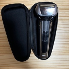 Izumi 電動シェーバー　6枚刃