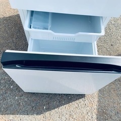 Hisense　ノンフロン冷凍冷蔵庫　HR-D1304