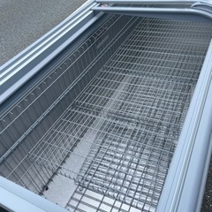 □中古品 ダイキン冷凍ショーケース LTFPG250A 2022年製 単相200V