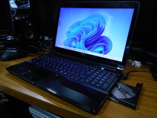 ノートパソコン 富士通 LIFEBOOK  Windows11 CPU i7-2670QM メモリ8GB　SSD240GB Office2021