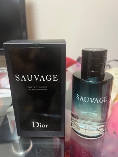 DIOR ディオール　ソヴァージュ　オードトワレ　香水　100ml 箱付