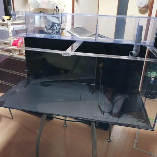 115cm×60×45アクリル水槽とぷぅ工房濾過層ウールボックスは二枚目の写真のもの付いてます！